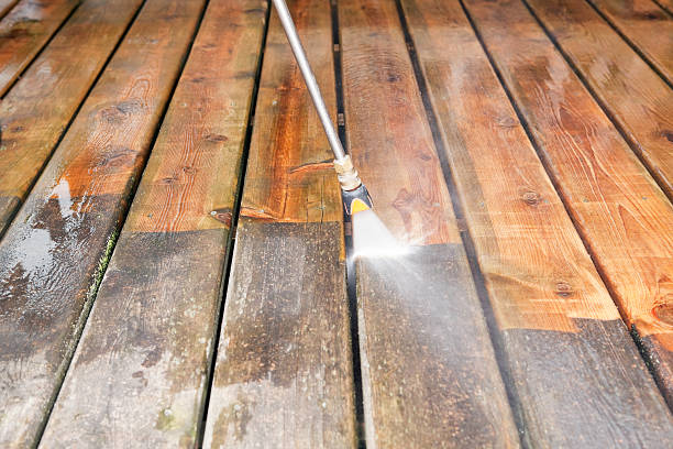 Best Pool Deck Cleaning  in Canton, IL