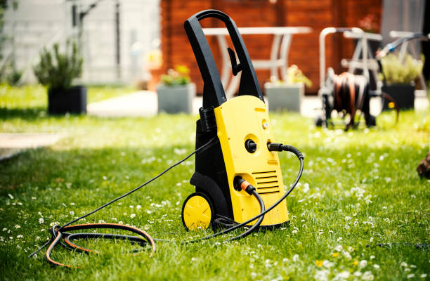 Professional Pressure Washing Services in Canton, IL